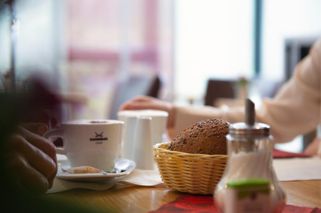 Dappers Wellness Hotel บาดคิสซินเงิน ภายนอก รูปภาพ